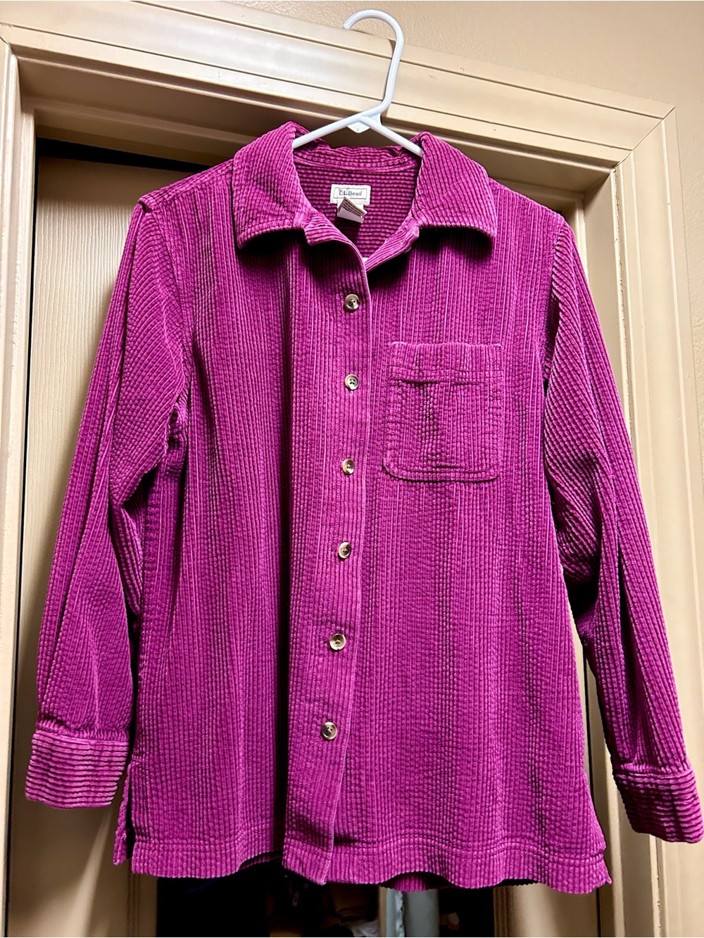 100% Cotton Vintage L.L. Bean Magenta Corduroy Button-Up